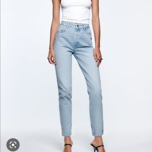Zara light wash mom jeans